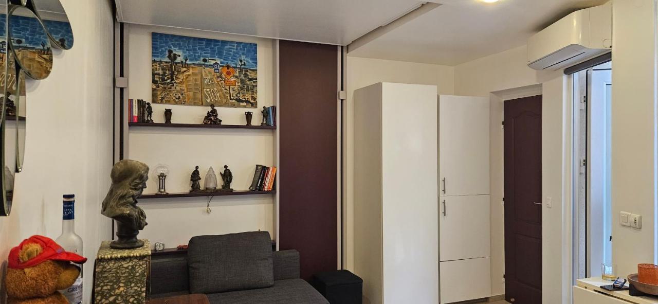 Studio 22M2 A Ivry/Seine-A 200 Metres De Paris. Proche Metro 7 Exteriör bild